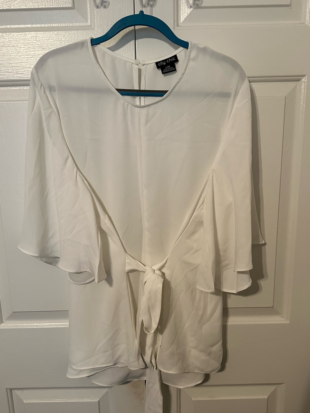 City Chic White Round-Neck Top with Back Keyhole NWOT